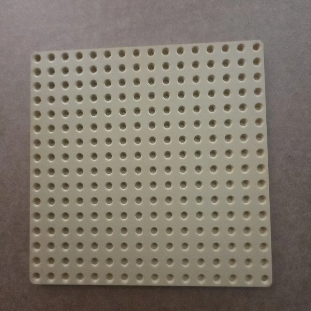 LEGO 91405  Flat Plates  5 -  16x16 Plates 3 White 1 Green & 1 Tan Lot Of 5 Read